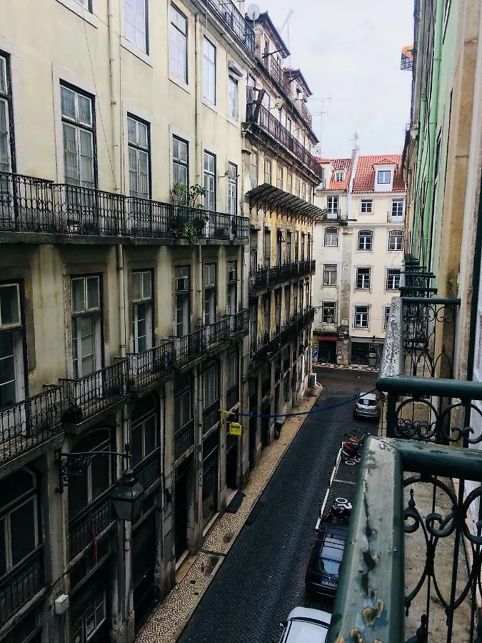 4 Bedroom Apartment - Rua Dos Douradores Lisbon